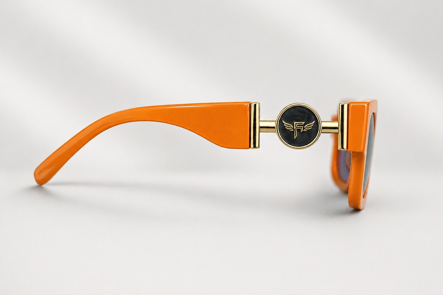 The Inner Circle Shades