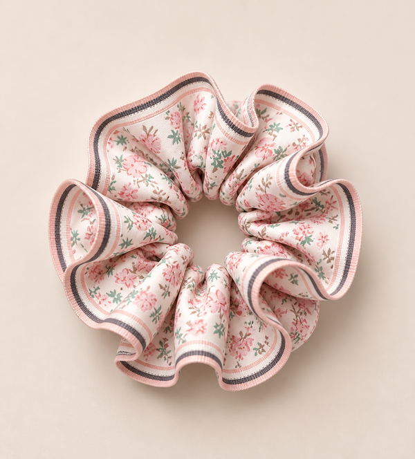 Courtside Floral Oversized Scrunchie