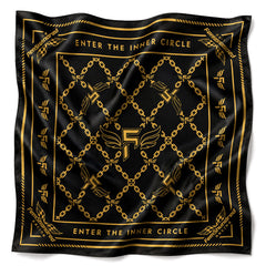 Eminence Chain Scarf in Midnight Trophy
