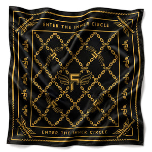 Eminence Chain Scarf in Midnight Trophy