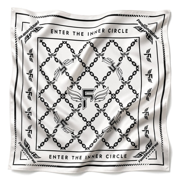 Eminence Chain Scarf in Drift White